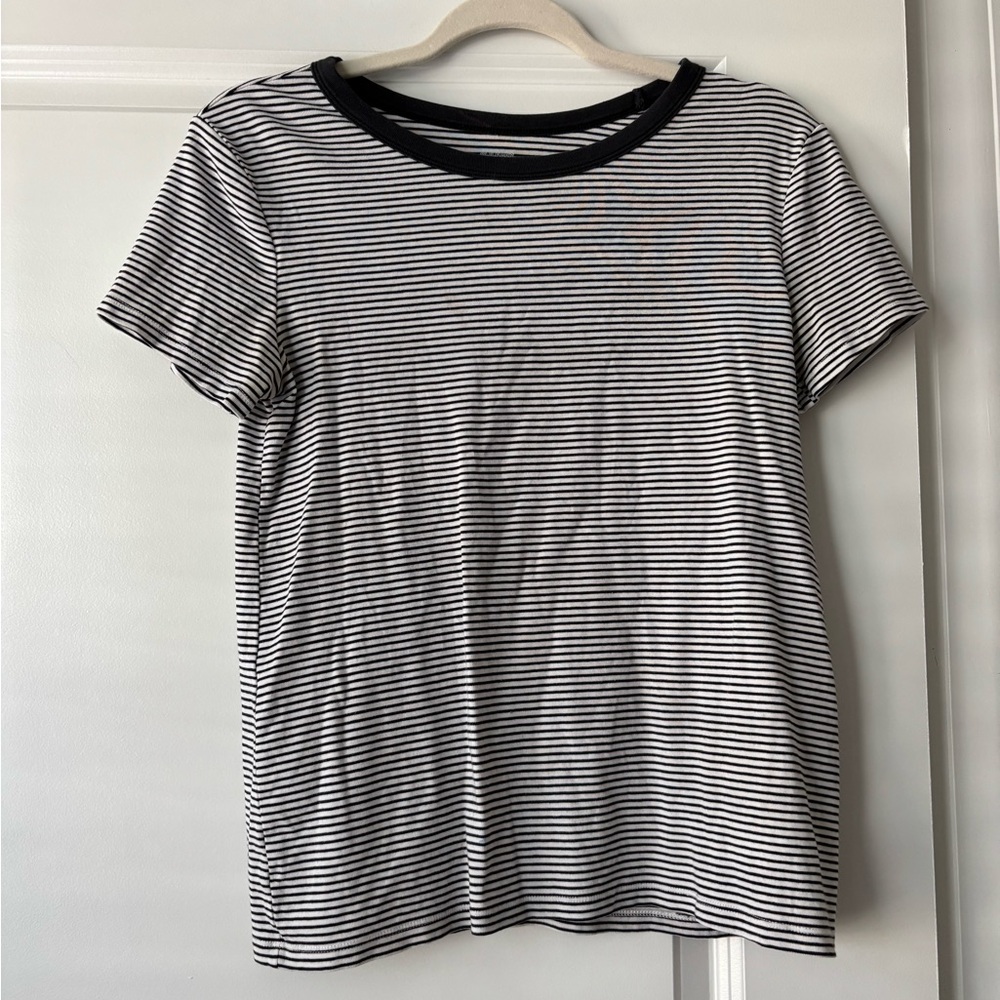 Old Navy Black and White Striped Tee